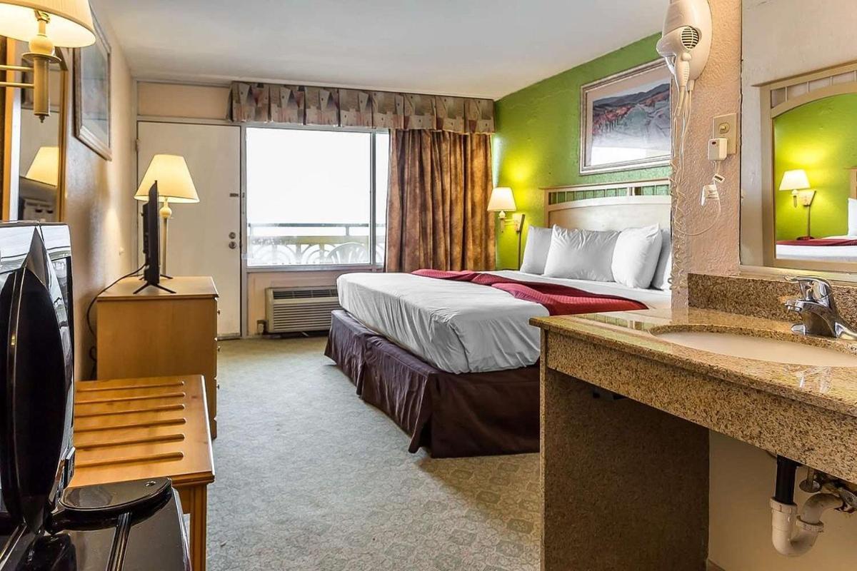 Ocean Star Hotel Миртл-Бич Экстерьер фото